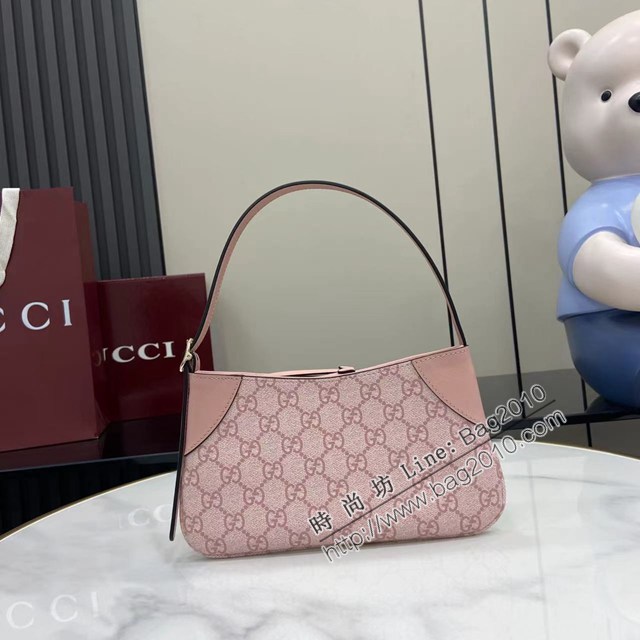 Gucci專櫃古馳最新款Emblem系列超迷你肩背包腋下包 jh2640型號：820696